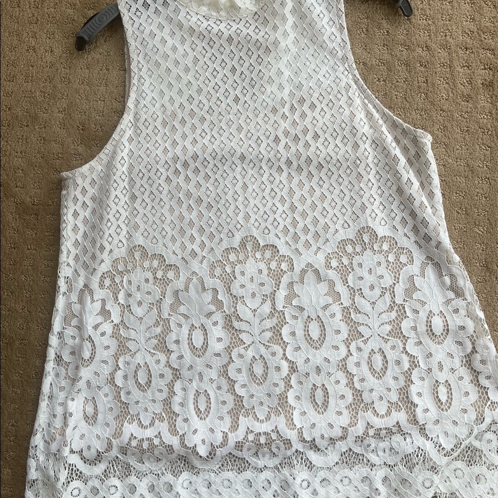 Beautiful lace top!!